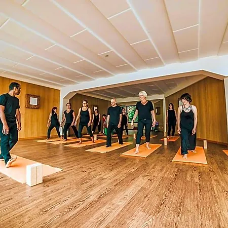 فندق Alpino Atlantico Ayurveda Cure Centre Adults Only كانيكو