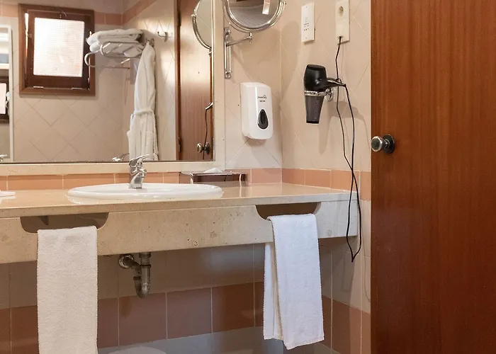 Hotel Alpino Atlantico Ayurveda Cure Centre Adults Only Caniço